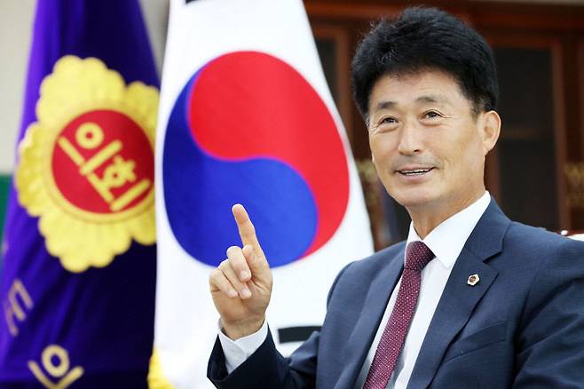 이양섭 충북도의회 의장