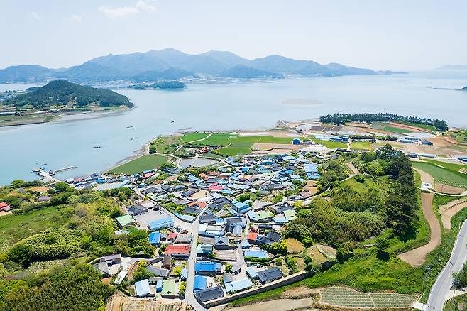 이순신이 병을 치료한 해남군 이진 마을 전경