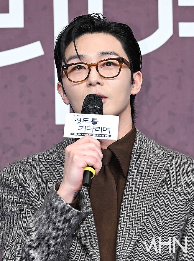 박서준, 긴급 공지…사적 만남 제안, 본인과 무관…각별한 주의 부탁