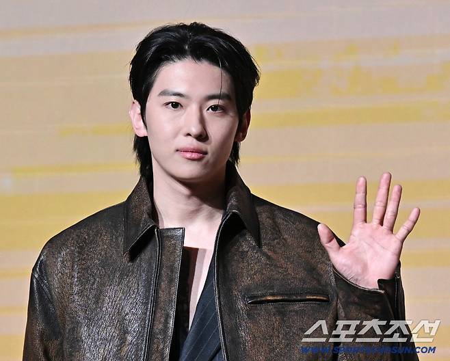 14일 서울 마포 나루서울호텔에서 넷플릭스 '솔로지옥5' 제작발표회가 열렸다. 포즈를 취하고 있는 덱스. 마포=송정헌 기자songs@sportschosun.com/2026.01.14/