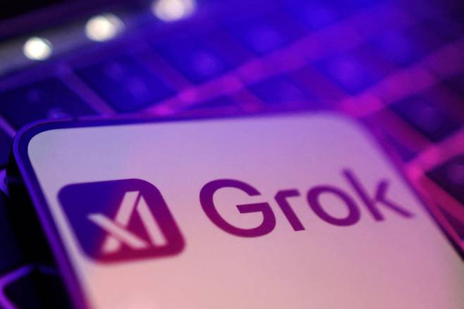 xAI와 그록(Grok) 로고가 보이고 있다./연합뉴스
