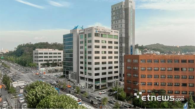 서울디지털대가 오는 15일 밤 10시 2026학년도 1학기 신·편입생 모집을 마감한다.[