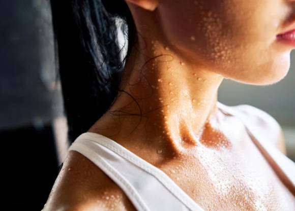 물과 시금치, 해조류, 불포화 지방산, 발효 콩 식품 등이 당뇨 관리와 혈관 건강에 도움이 될 수 있다는 전문가의 설명이 나왔다. 사진은 본 기사 내용과 무관. [사진=Chilly GOAT Tubs]