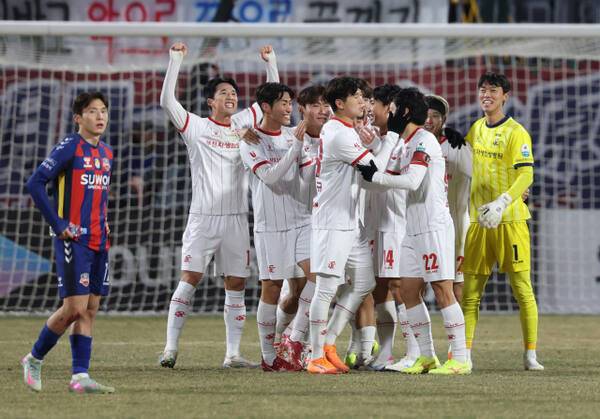 K리그1 승격팀 부천FC가 전북 현대와 개막전을 치른다. 한국프로축구연맹 제공