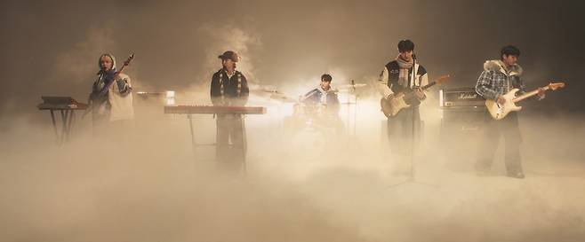 원위 ‘관람차’ 뮤직비디오 캡처