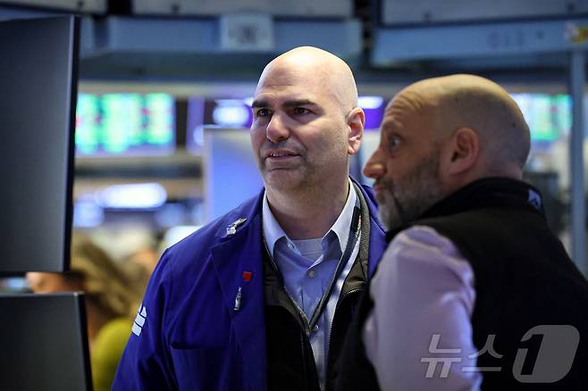 뉴욕증권거래소 트레이더들 ⓒ 로이터=뉴스1