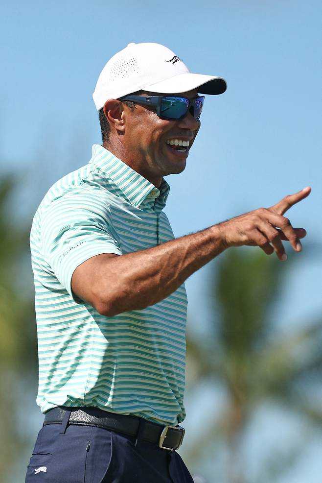 ◇LIV를 떠나 PGA투어에 복귀한 브룩스 켑카가 타이거 우즈에게 도움을 요청하는 편지를 보낸 것으로 밝혀졌다. AFP연합뉴스