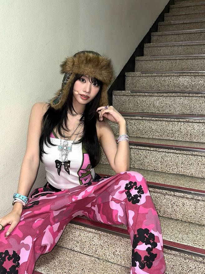 나띠의 패턴 스웨트 팬츠. 인스타그램 @kissoflife_s2