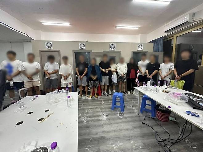 검거된 보이스피싱 조직원들. ⓒ합동수사부