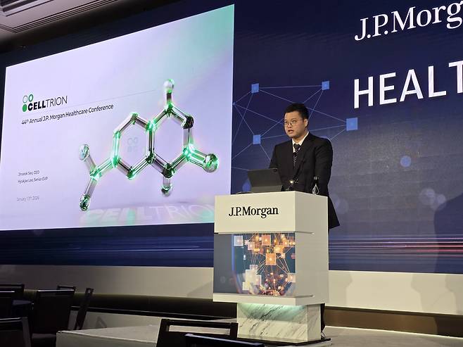 Celltrion CEO Seo Jin-seok delivers a keynote speech on the company's future road map at the 44th J.P. Morgan Health Care Conference held in San Francisco on Jan.13. [CELLTRION]