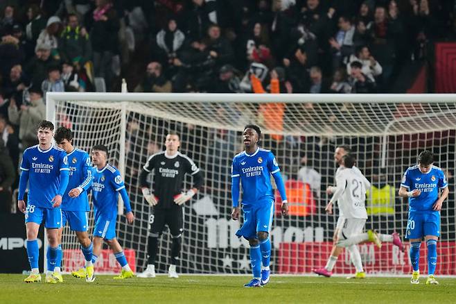 사령탑 바꾼 레알마드리드, 2부팀에 져 국왕컵 16강서 탈락