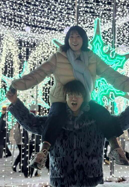 방송인 사유리와 코미디언 김경욱. 사유리 인스타그램