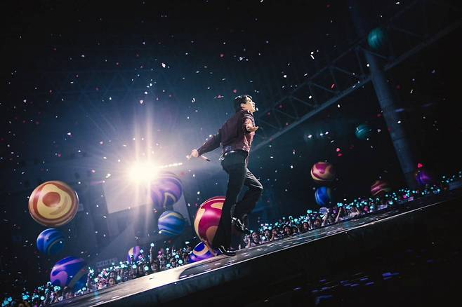 '무대의 황태자' 방탄소년단 진, '연말 무대가 가장 기대되는 K-팝 아이돌' 1위