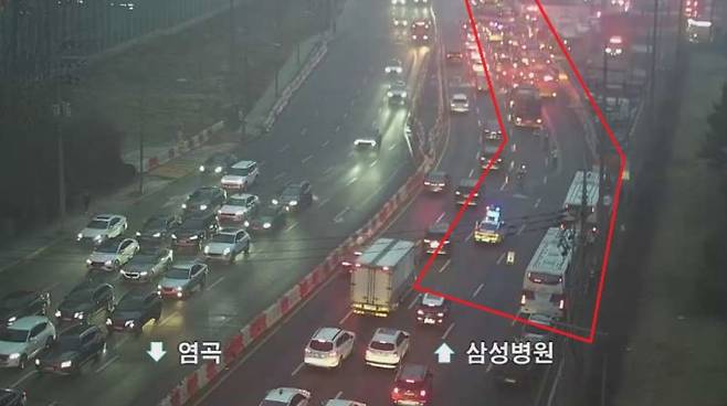 강남 개포동 구룡마을 화재…판자촌서 불 진화 중, 양재대로 통제 중, 실시간 CCTV ©서울특별시