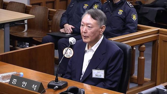 [서울=뉴시스] 사진은 윤석열 전 대통령. (사진=서울중앙지방법원 제공) 2025.11.19. photo@newsis.com *재판매 및 DB 금지 /사진=뉴시스