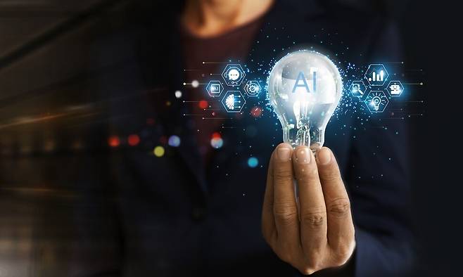 ‘AI 시대, 강력한 개인이 온다’는 머잖아 AI 도구를 활용하는 ‘강력한 개인’이 속속 탄생할 것이라고 예측한다. 게티이미지뱅크