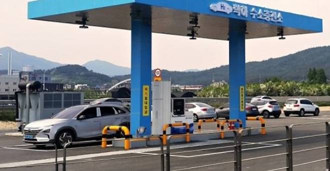 수소전기자동차 전용 충전소인 대전 학하수소충전소.