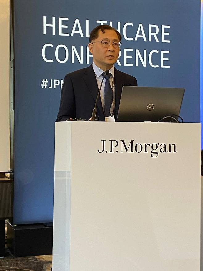 전태연 알테오젠 대표가 15일(현지 시간) 미국 샌프란시스코에서&nbsp; 열린 ‘JP모건 헬스케어 콘퍼런스(JPMHC)’ 아시아태평양(APAC) 트랙에서 발표하고 있다. 알테오젠 제공