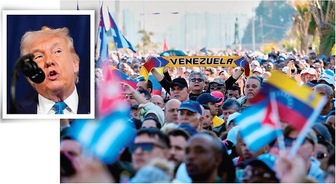 도널드 트럼프 미국 대통령(위)은 1월 11일(이하 현지 시간) 소셜미디어 트루스소셜 계정에 “쿠바로 가는 석유나 돈은 더는 없을 것”이라고 썼다. 쿠바에서는 니콜라스 마두로 베네수엘라 대통령 체포 이후 친베네수엘라 시위가 열렸다. 뉴시스