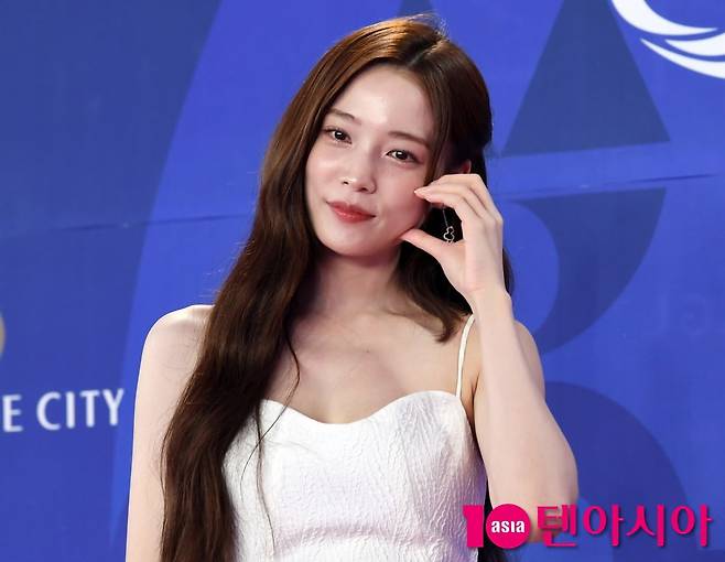 [단독] '카이스트 출신' 윤소희, 3년 만에 결별 소식 전했다…지난해 11월 동행 마침표