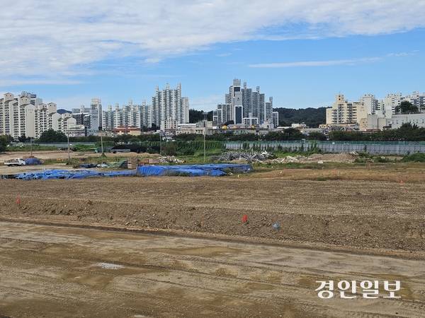 남양주시 왕숙 도시첨단산업단지 조성 공사가 진행되고 있다. 남양주/이종우기자 ljw@kyeongin.com