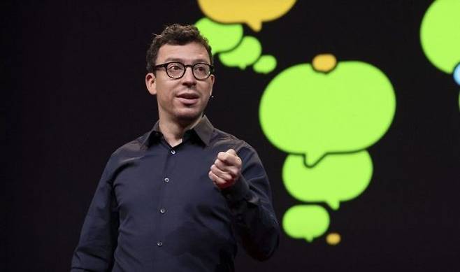 캡차 인증 아이디어로 초기 인공지능(AI) 발전에 이바지한 루이스 폰 안. 그는 2011년 외국어 교육 애플리케이션(앱) 듀오링고를 창업했다. TED 유튜브