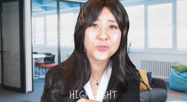 코미디언 이수지와 강유미가 각기 다른 풍자법으로 화제의 중심에 섰다. 유튜브 영상 캡처