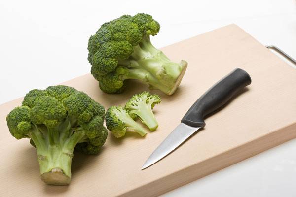 브로콜리의 영양성분을 지키기 위해 30~90분 전에 미리 손질한 후 섭취하는 게 좋다./사진=클립아트코리아