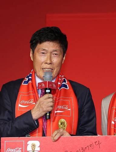'韓 역대급 레전드' 차범근 전 감독 작심 발언...홍명보호, 팬들 기대 충족시켜야