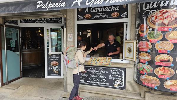 두 번째 순례길 문어 요리로 유명한 멜리데 마을.