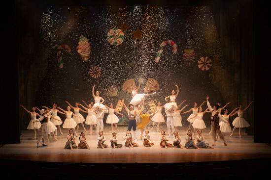 와이즈발레단 '헨젤과 그레텔'. 사진=경남문예회관