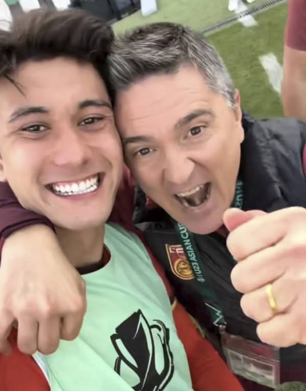 게으른 중국 선수 나약함 뜯어고쳤다 4경기 무실점 중국 '늪 축구'의 비밀…'중국 히딩크'가 일으킨 혁신, 4경기 무실점 '늪 축구'로 식사마의 베트남 상대