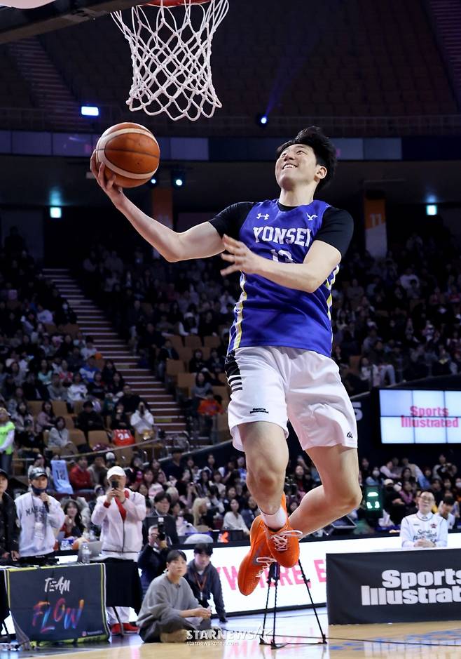 [영상]그믈 찢을 듯 덩크쇼 펼치는 강지훈 '연대출신의 자존심을 찾고싶었다!'