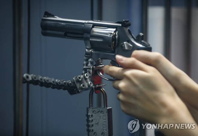 권총 사격 [연합뉴스 자료사진. 기사 내용과 관련 없음]