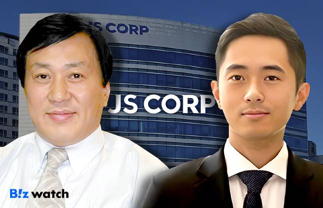 홍재성 JS코퍼레이션 회장(왼쪽). 장남 홍종훈 약진통상 사장.