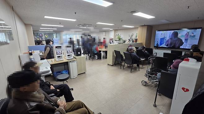 도봉구 지체장애인 전용 쉼터를 이용 중인 구민들(도봉구 제공)