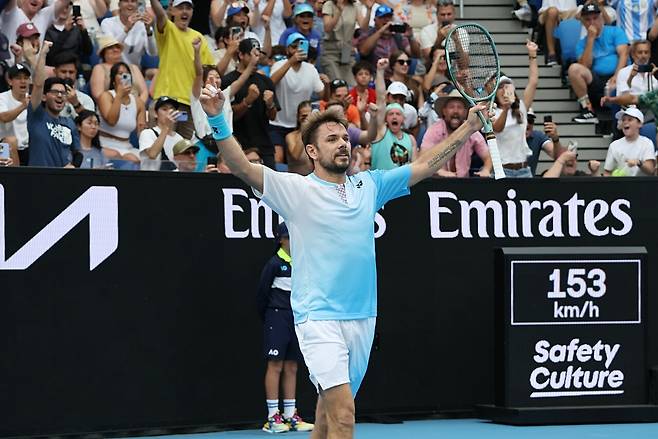 2026 호주오픈 남자단식 1회전에서 승리를 확정 지은 뒤 자축하는 바브린카