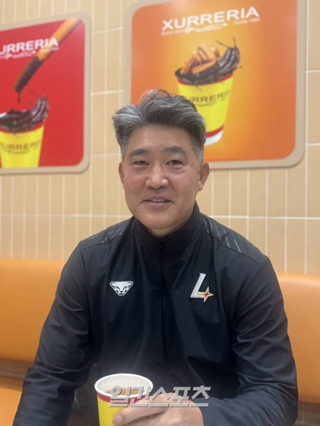 19일 미국 스프링캠프 출국에 앞서 시즌 계획 등을 설명하는 이숭용 SSG 감독. 인천=배중현 기자