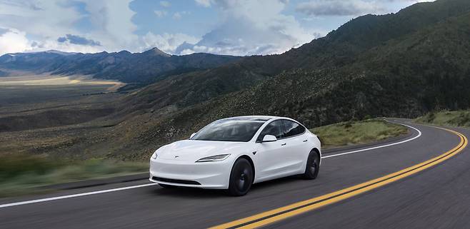 Tesla Model 3 Standard (Tesla Korea)