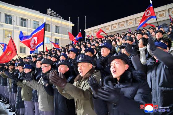 Young students of the Socialist Patriotic Youth League are seen during an art performance of the art squad of the Central Committee of the league at the Central Youth Hall in Pyongyang on Jan. 17. [KOREAN CENTRAL NEWS AGENCY]