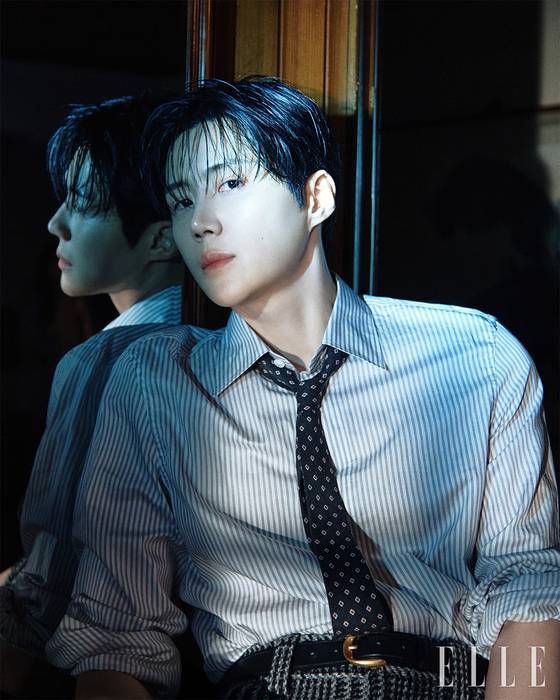 〈사진=엘르 코리아〉