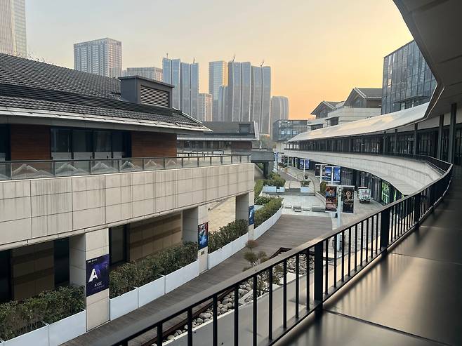 15일 본지가 방문한 중국 항저우의 튜링마을. 딥시크의 중국 내 확산을 지원한 공공 데이터센터가 이곳에 있다./항저우=이벌찬 특파원