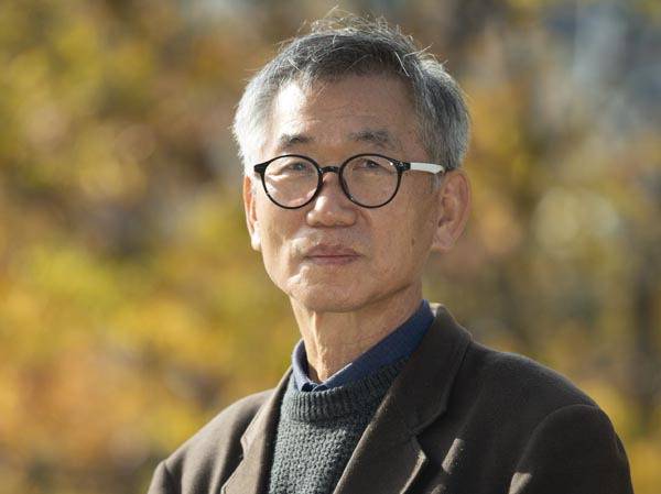 조해훈 고전인문학자. 국제신문 DB
