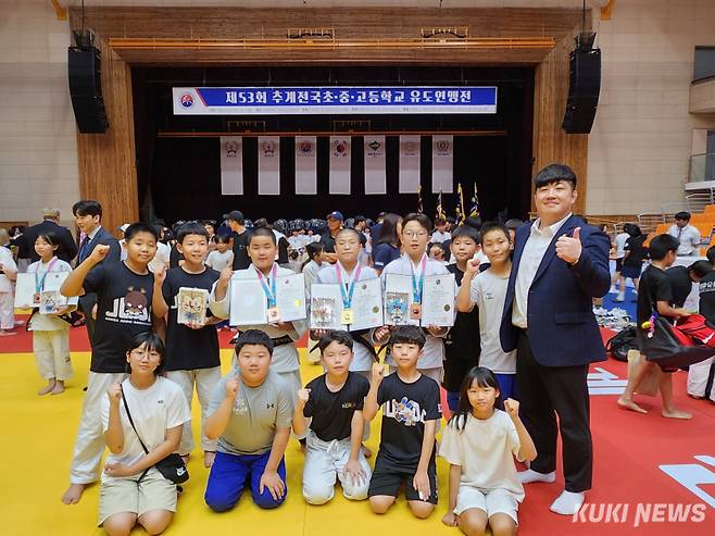 강원 정선 사북초교 유도부. 정선군&nbsp;