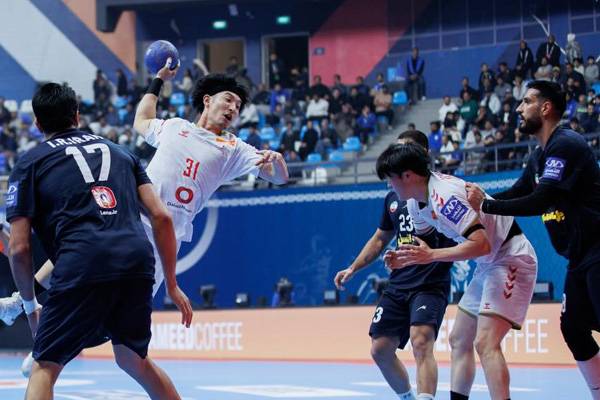 사진 제22회 아시아남자핸드볼선수권대회 일본과 이란의 경기 모습, 사진 제공=아시아핸드볼연맹