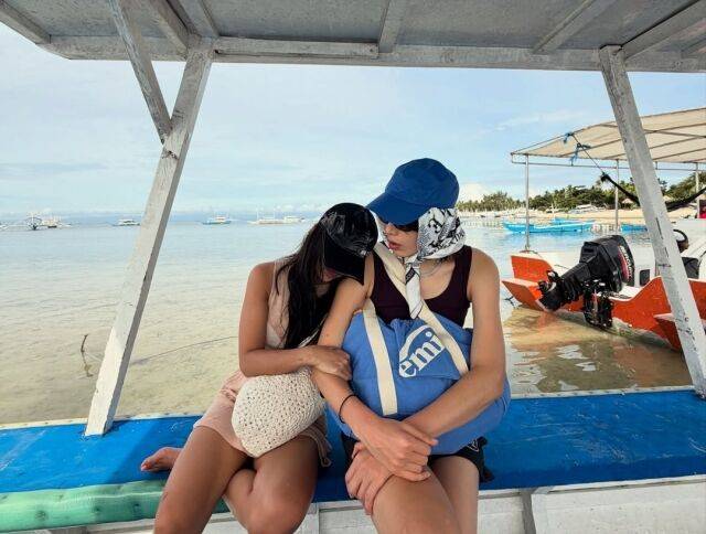 효린이 김연경과 함께한 여행 사진을 공개했다. / 효린 인스타그램