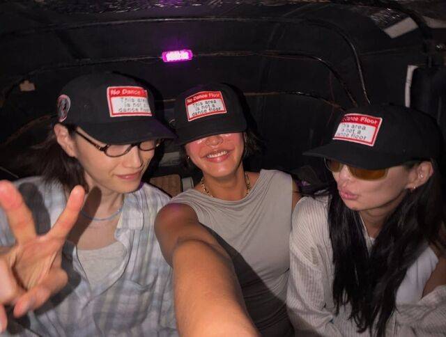 효린이 김연경과 함께한 여행 사진을 공개했다. / 효린 인스타그램