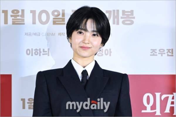 김태리, 연극반 선생님된다…첫 고정 예능 '방과후 태리쌤' 출격 [공식]