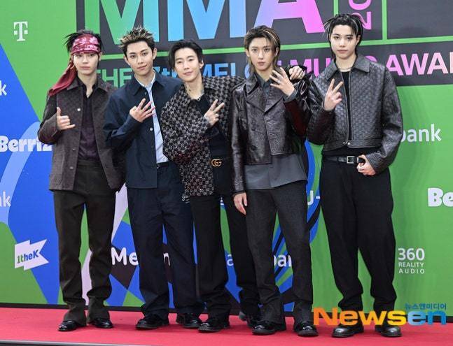 박재범(가운데)와 롱샷 / 사진=뉴스엔DB