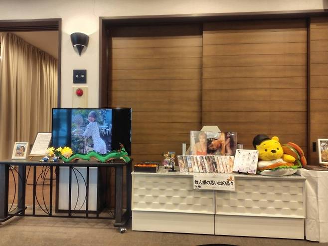 후지노 아오이의 어머니가 올린 사망 소식 공지. “투병 생활을 하던 후지노 아오이는 1월 5일 세상을 떠났습니다. 생전에 여러분께 정말 많은 도움을 받았습니다. 감사합니다”라는 내용이 담겼다. 후지노 아오이 엑스(X) 캡처